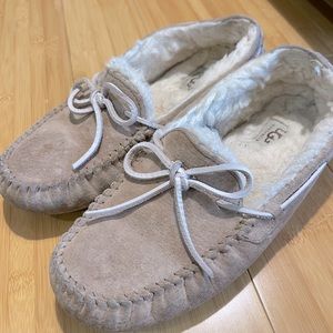 Ugg Women’s Dakota Wool Slippers US 7